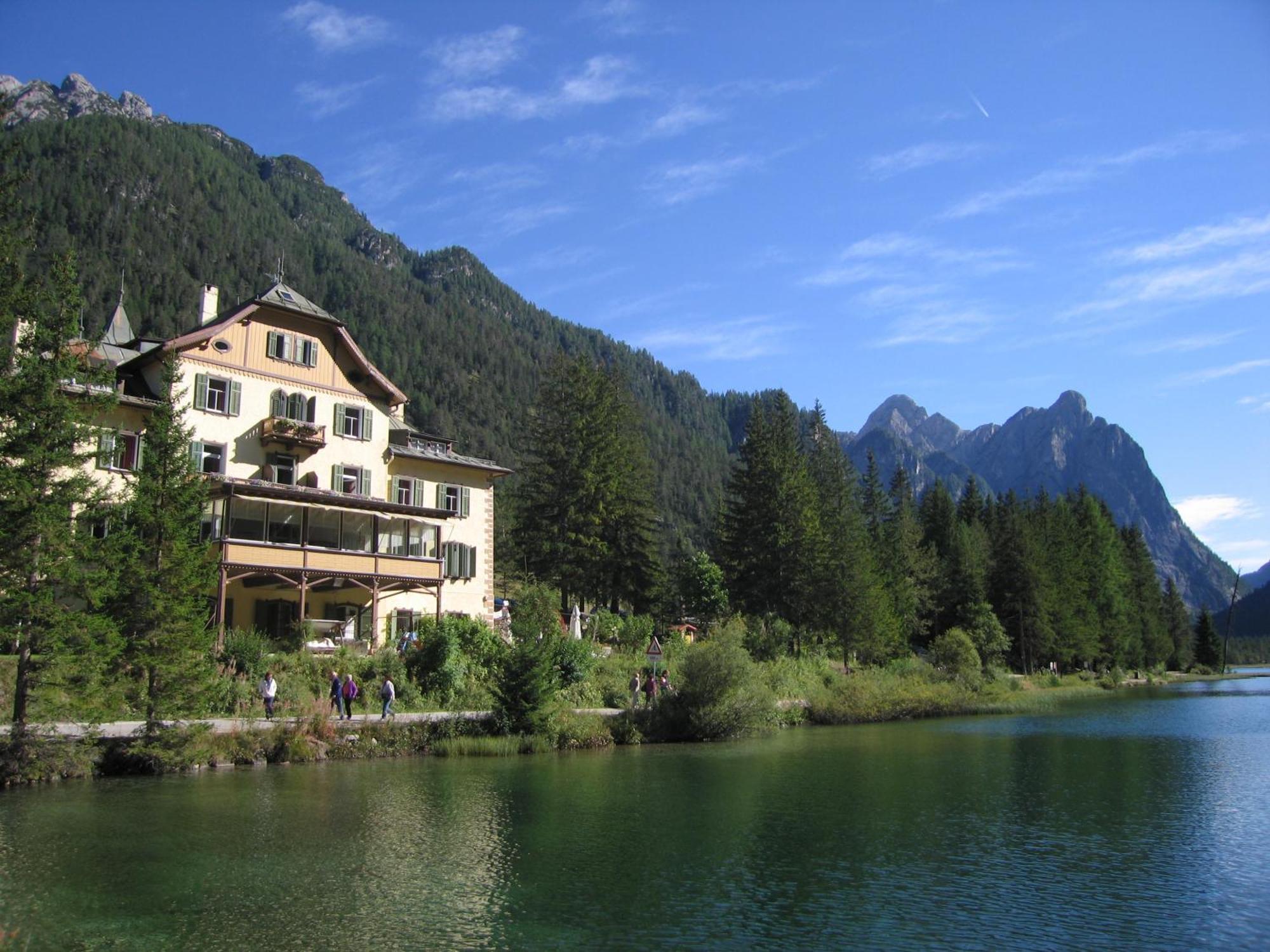 Hotel Baur Am See Dobbiaco Dış mekan fotoğraf